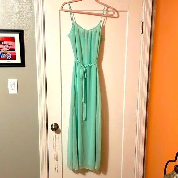 Forever 21 | Dresses | Mint Green Flowy Maxi Dress | Poshmark